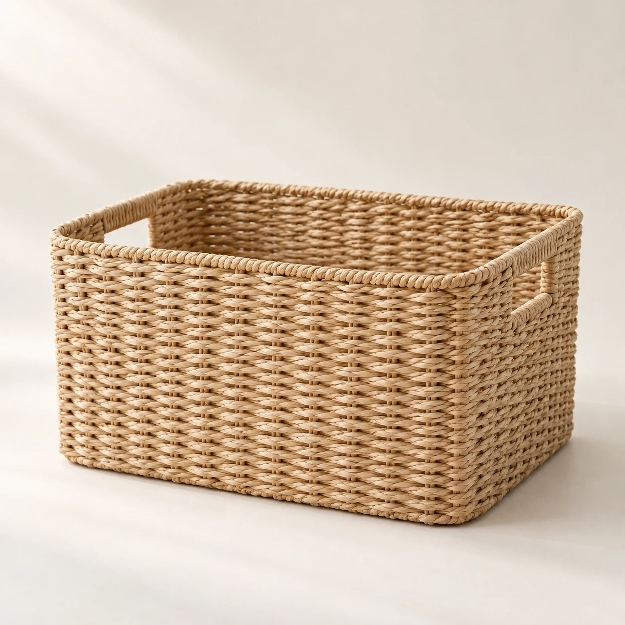 Woven Storage Basket in Natural straw